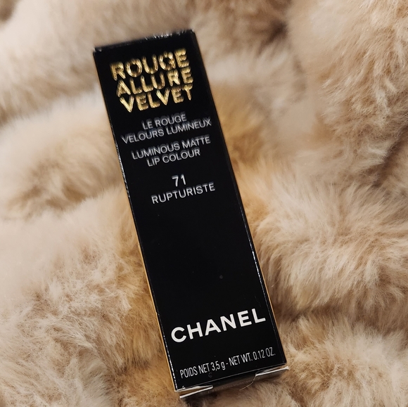New! CHANEL- ROUGE ALLURE VELVET- 71 Rupturiste - Picture 3 of 4